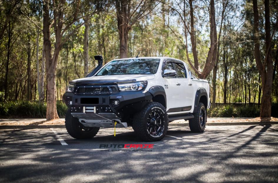 TOYOTA HILUX 4WD MO962 GLOSS BLACK 1523862838 Car Gallery Auto Craze